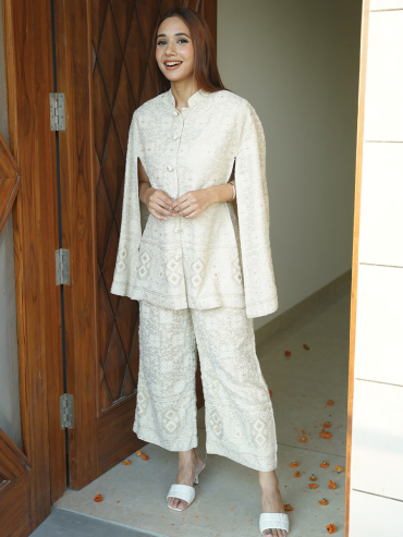 The Boozy Button Mirai Cream Chikankari Cape Set