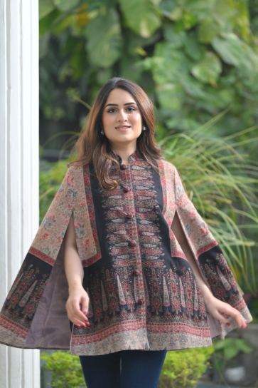 The Boozy Button Khayaal Brown Woollen Kashmiri Cape