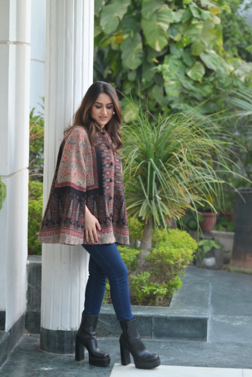 The Boozy Button Khayaal Brown Woollen Kashmiri Cape