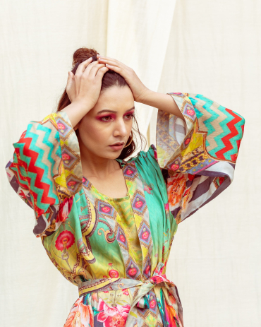 Savage Flowy Vacation Wear Robe