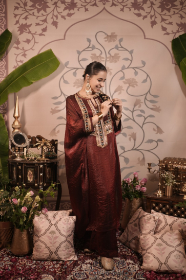 The boozy button prem patr red tissue silk kurta pant