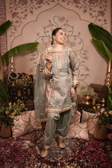 The boozy button ekadashi blue cotton silk long kurta pant