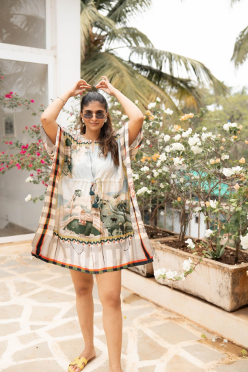 THE BOOZY BUTTON HASEEN WHITE COTTON SILK SHORT KAFTAN