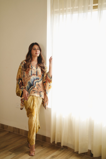 the boozy button Toasty yellow silk Drape skirt and top Plus Size