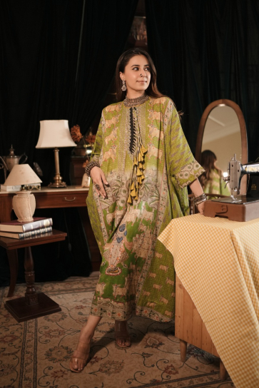 The Boozy Button Vishnu Green Banarasi Cotton Kaftan Kurta Dress