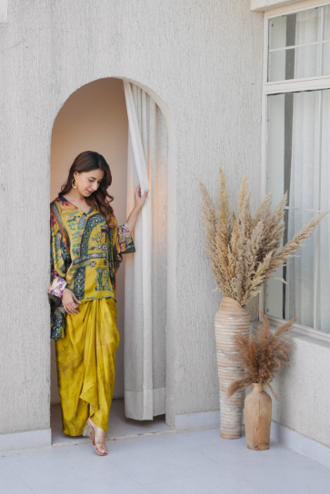 the boozy button So Matcha yellow silk Drape skirt and top Plus Size