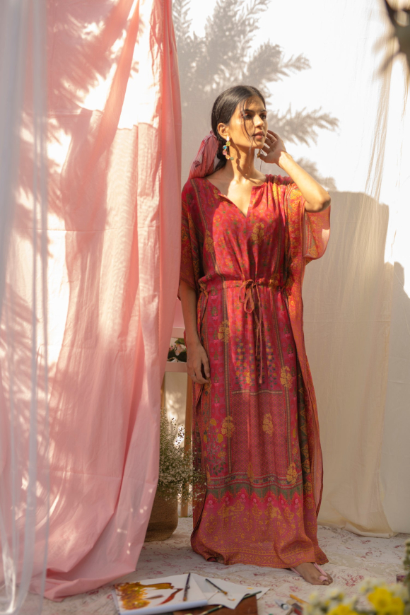 Embrace the Elegance of Winter with Stylish Kaftans for Women